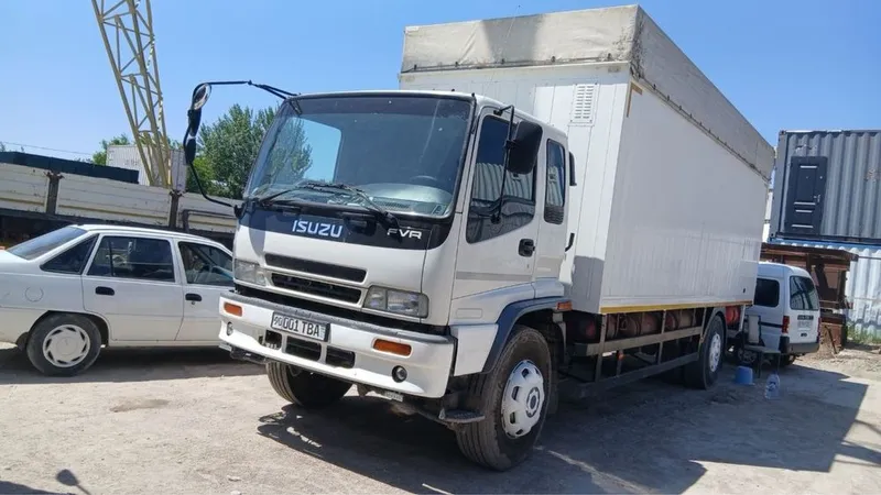 Isuzu 10 tonnalik 2022 yil