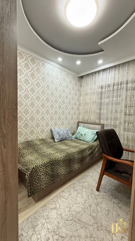 Продаётся 4-комнатная квартира, 85 м², 3/4, евроремонт 9