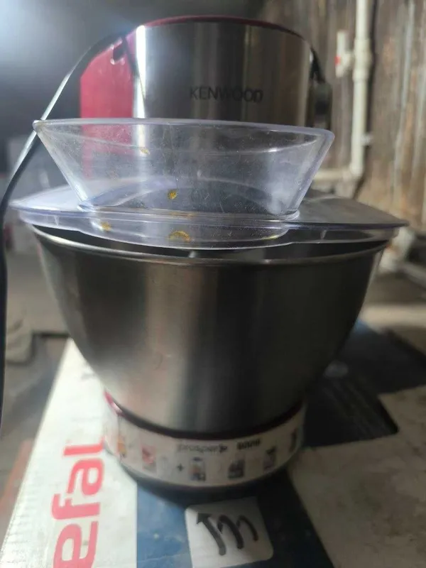 BLENDER KENWOOD (замес теста) 2 BLENDER KENWOOD (замес теста) 2