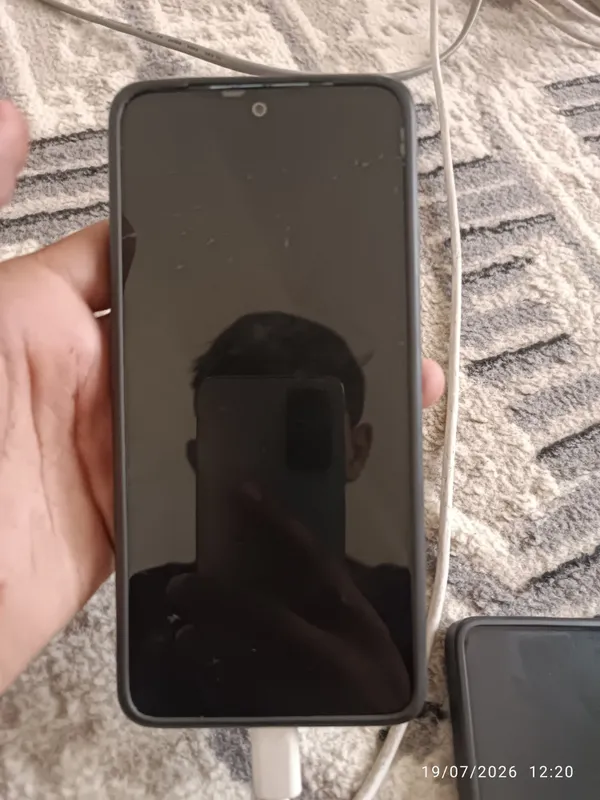 Продаётся Redmi Note 13 2 Продаётся Redmi Note 13 2