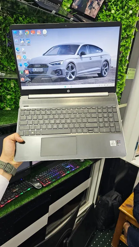 Noutbuk HP 1
