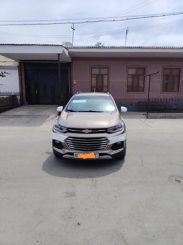 Trekr tezda sotladi