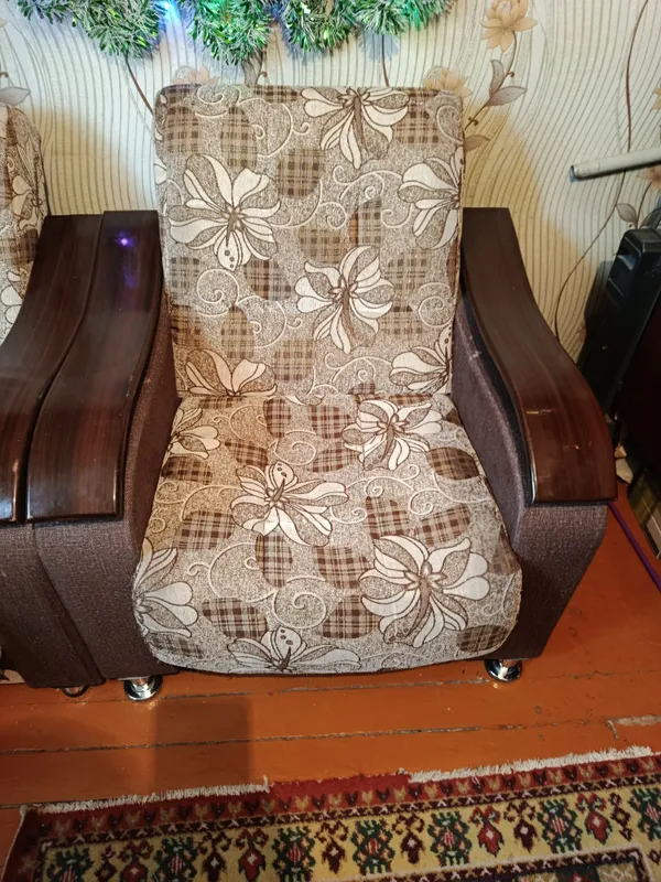 Продам 2 кресла состояние хорошее