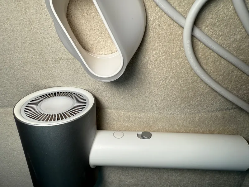 Фен Xiaomi Mijia H500 ,20 m/s 1800 Bt доставка бесплатная . — фото 1