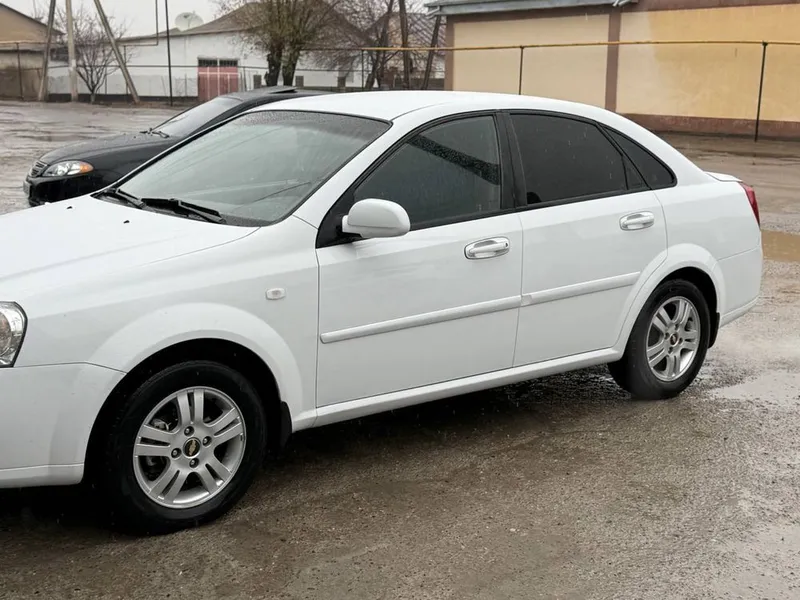 Lacetti sotiladi 2010 ideal xolatta — фото 2