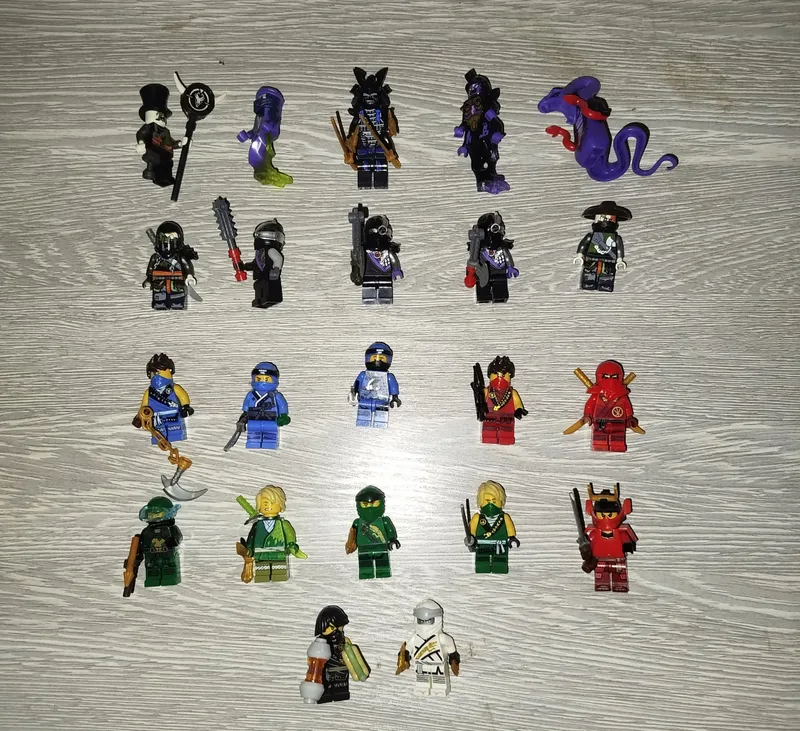 LEGO minifiguralari 1 LEGO minifiguralari 1