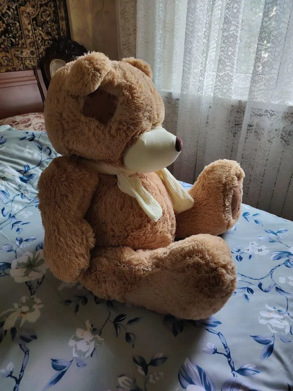 Плюшевый мишка большой
