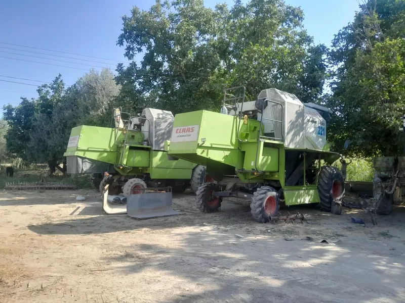 Claas dominator 130 sotiladi 1 Claas dominator 130 sotiladi 1