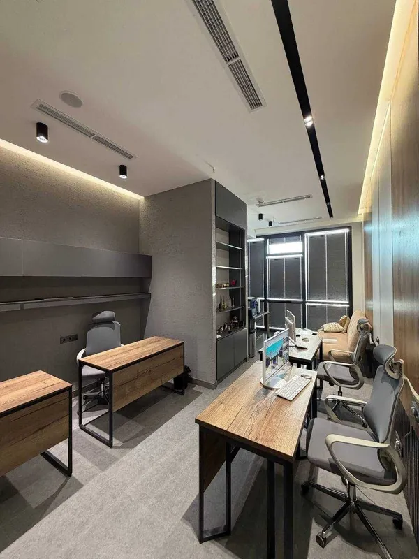 СРОЧНО ПРОДАЁТСЯ нежилое помещение на ЖК Piramit Towers 37м2 — фото 1