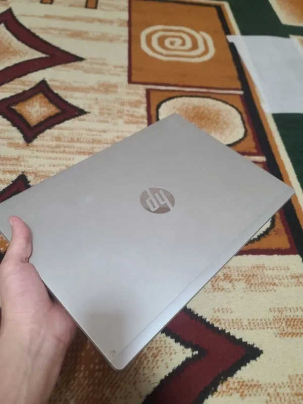 Noutbuk hp core i5 ultra 8/512