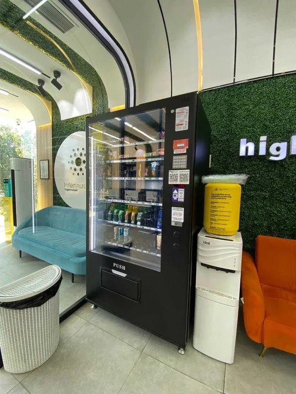 Vending apparat sotiladi joyi bilan 1 Vending apparat sotiladi joyi bilan 1