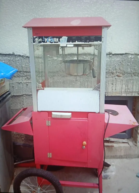 Popcorim aparat sotladi deyarli yangi arzon narxda