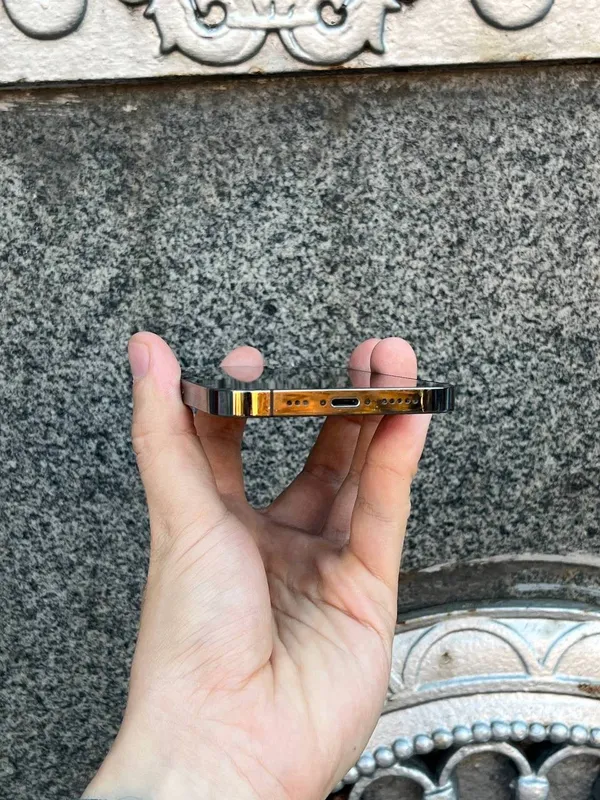 iPhone 13 pro со скидкой 8