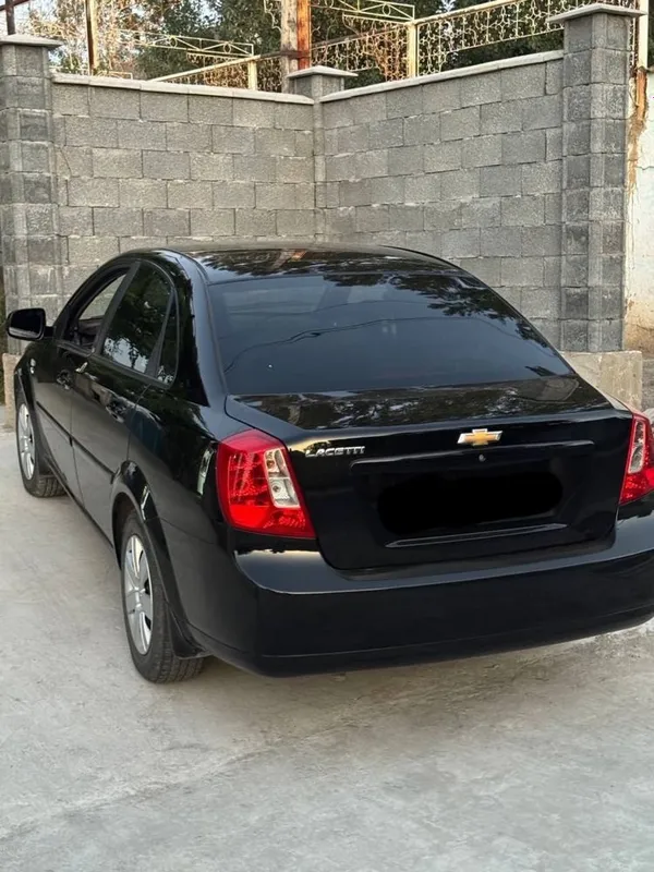 Chevrolet jentra 2