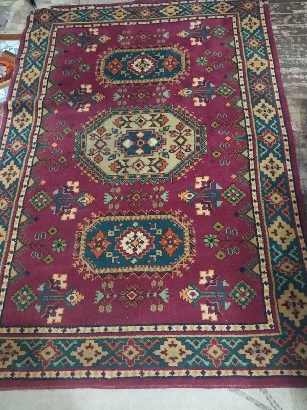 продаётся 2 ковра по 150тыс. 2 сумки по 150 тыс. продаётся 2 ковра по 150тыс. 2 сумки по 150 тыс.