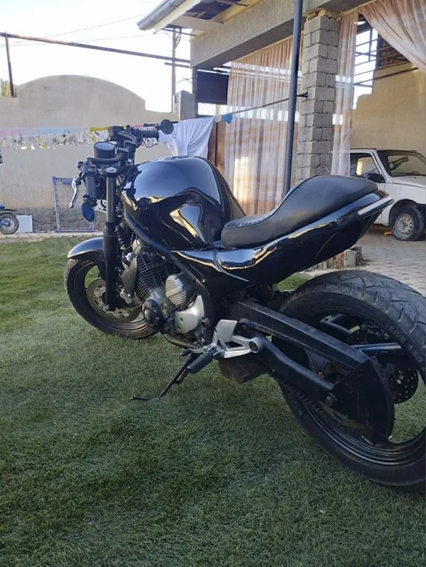 Продам мотоцикл Yamaha HJ600 — фото 3