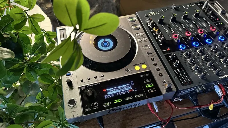 Продам Dj оборудования, Pioneer Cdj 850 2x и микшер Allen Heath 42 — фото 6