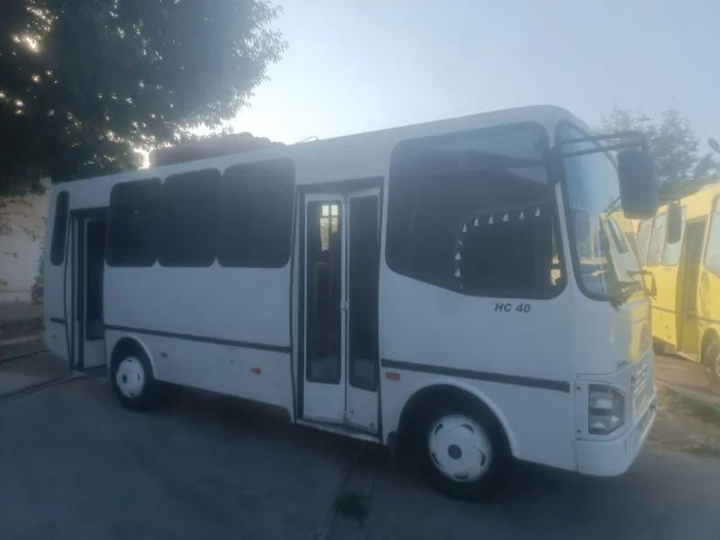 Isuzu sotiladi yili 2018 HC 40 — фото 1