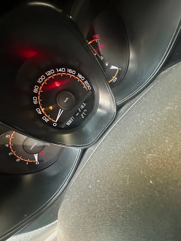 Lada Vesta sotiladi 4 Lada Vesta sotiladi 4