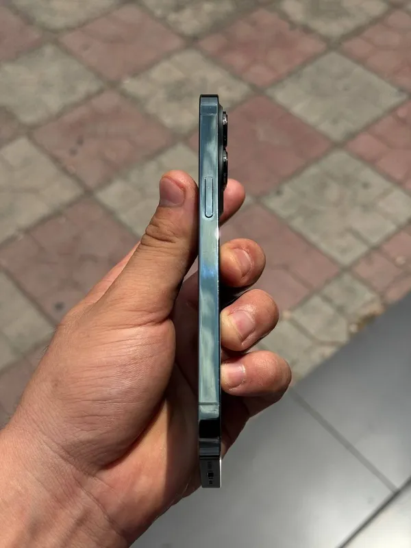 IPhone 13 Pro . 1