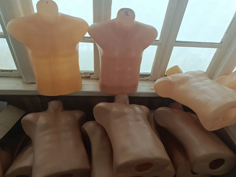 Kamera va manikenlar sotiladi 2 Kamera va manikenlar sotiladi 2