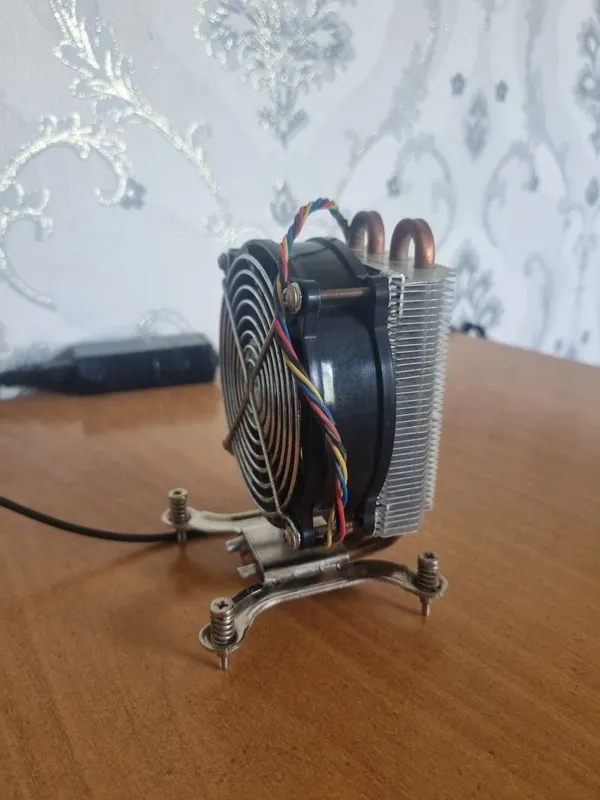 CPU cooler protsessor uchun cooler
