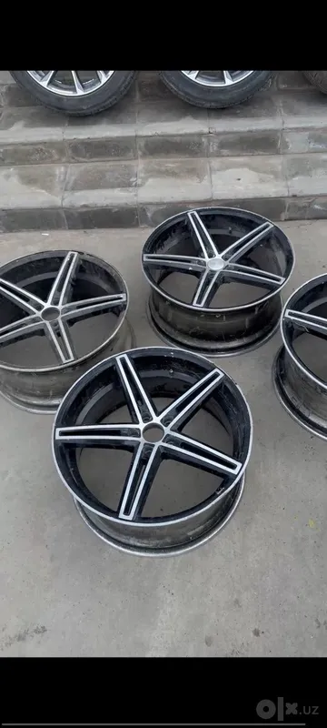 Diska sotiladi captivaga zor tushadi R20 3 Diska sotiladi captivaga zor tushadi R20 3