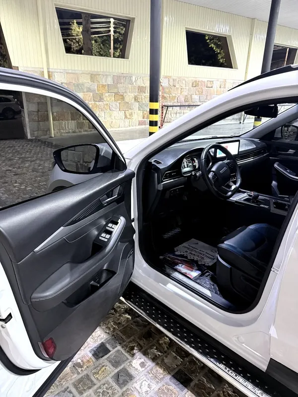 Автомобиль Soueast DX8S, 7-местный 6 Автомобиль Soueast DX8S, 7-местный 6