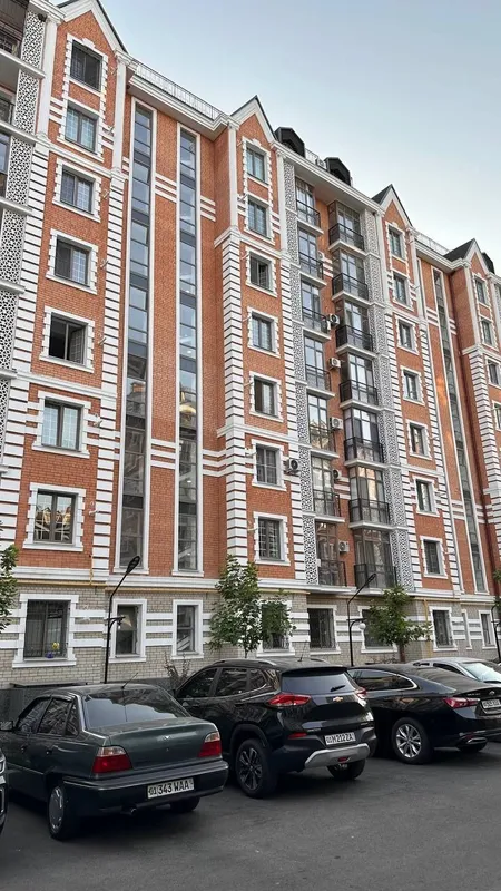 ПРОДАЁТСЯ квартира 5/7-8/8 в новостройке ЖК GREENWICH Мирабадский рн — фото 7