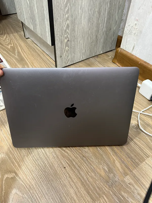 Macbook pro 1