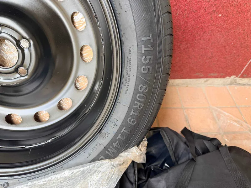 Запастка Dongfeng 008/007, Zeekr 001 2 Запастка Dongfeng 008/007, Zeekr 001 2