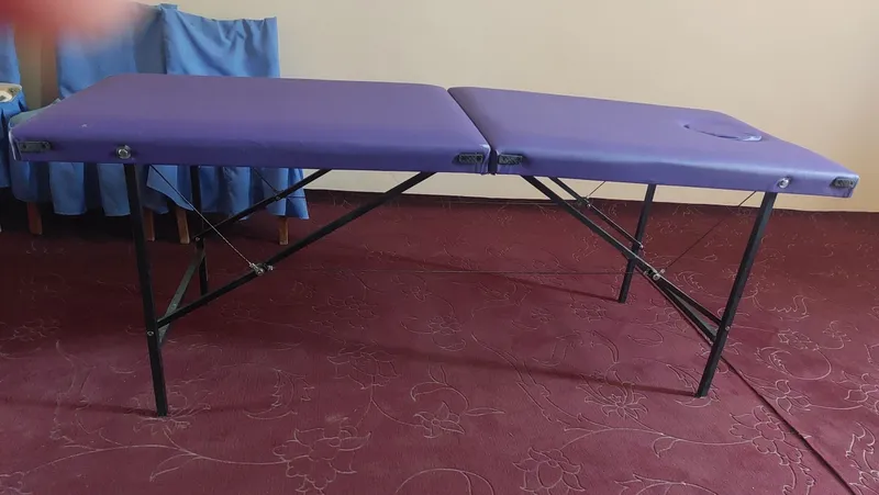 Salon jihozi.Kushetkaa