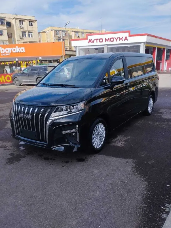 BAW M7 MPV Luxury