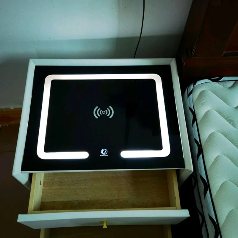 Simsiz quvvatlash, USB va karnayli LED panel 3