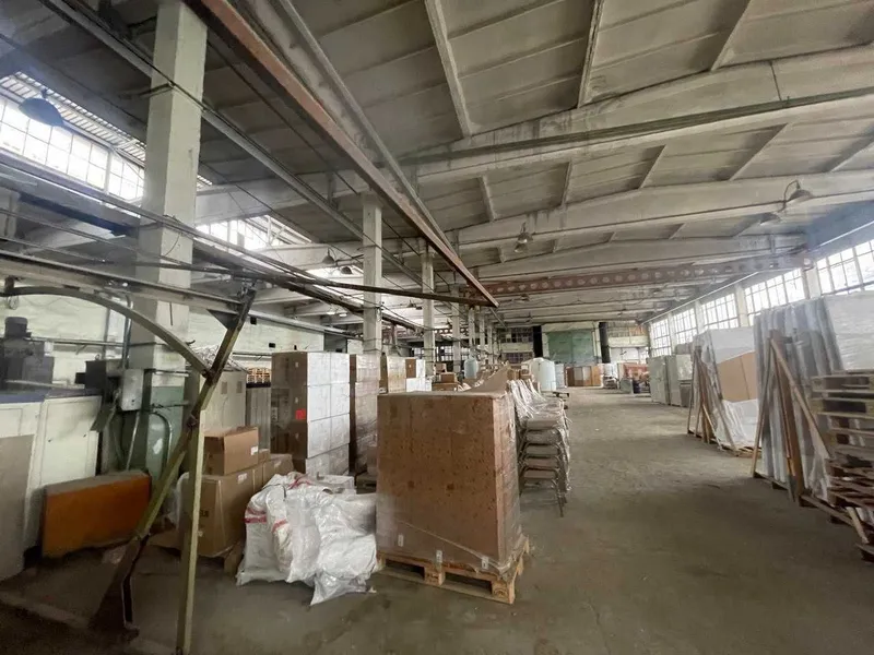 Babur ko‘chasi (TL) markazida 3000 m² angar / ishlab chiqarish binosi ijaraga beriladi 3 Babur ko‘chasi (TL) markazida 3000 m² angar / ishlab chiqarish binosi ijaraga beriladi 3