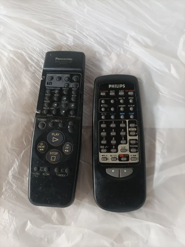 Videomagnitofon pulti Philips Panasonic 1 Videomagnitofon pulti Philips Panasonic 1