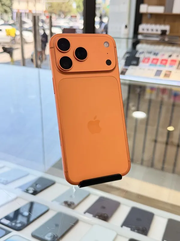 Iphon 17max 256g sim+e sim ideal karobka dok ful pul zarl 2