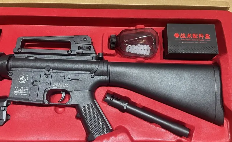 Игрушечный автомат M16-GUN 3 Игрушечный автомат M16-GUN 3