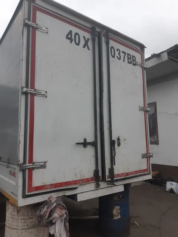 ISUZU borti sotiladi!!! 3 ISUZU borti sotiladi!!! 3