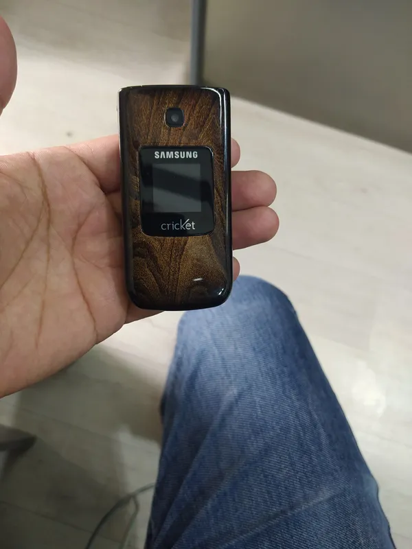 Samsung cricket Gusto 4 Perfectum Samsung cricket Gusto 4 Perfectum
