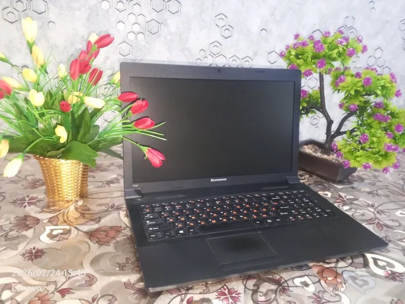 Noutbuk Lenovo b590 1 Noutbuk Lenovo b590 1