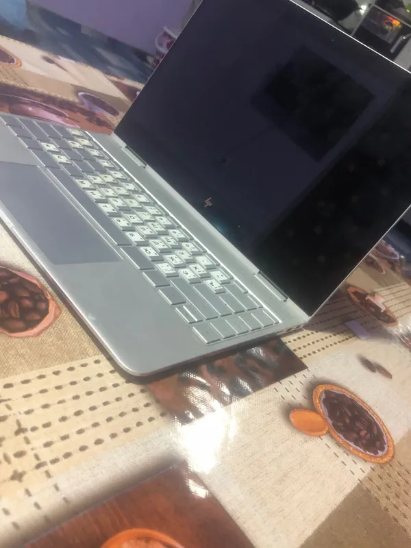 Laptop hp spectre 360 noutbuk 2