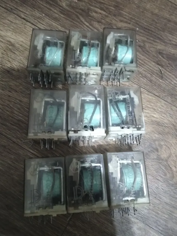 Реле продается разные 1