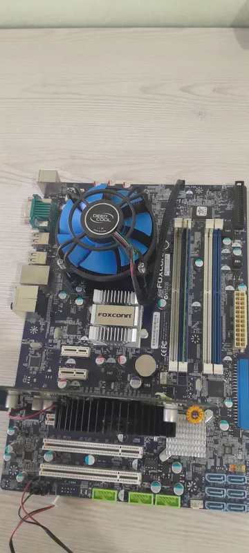 Материнская плата FOXCONN DDR-2