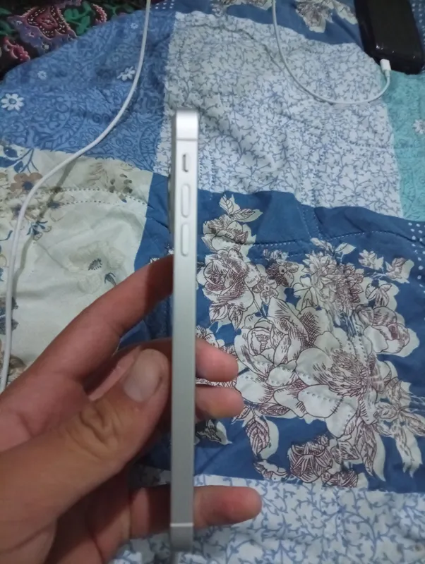 iphone xc max 17 pro max qilingan holati yaxshi 3