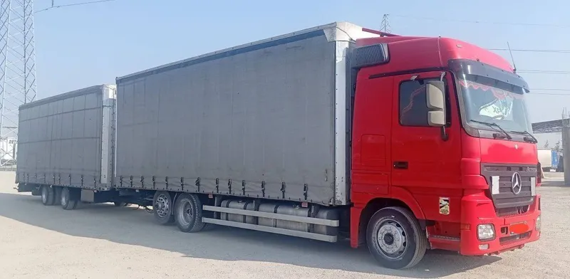 Mercedes-Benz Actros + Tramp Trail Прицеп Сотилади — фото 1