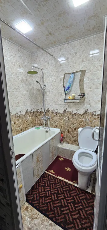 Uy 2xonali Qurilish kollej oldida 3 Uy 2xonali Qurilish kollej oldida 3