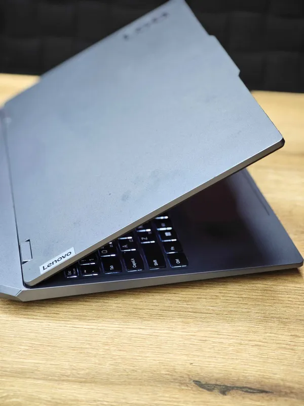 Мощный игровой Lenovo Loq Rtx 4060 — фото 5