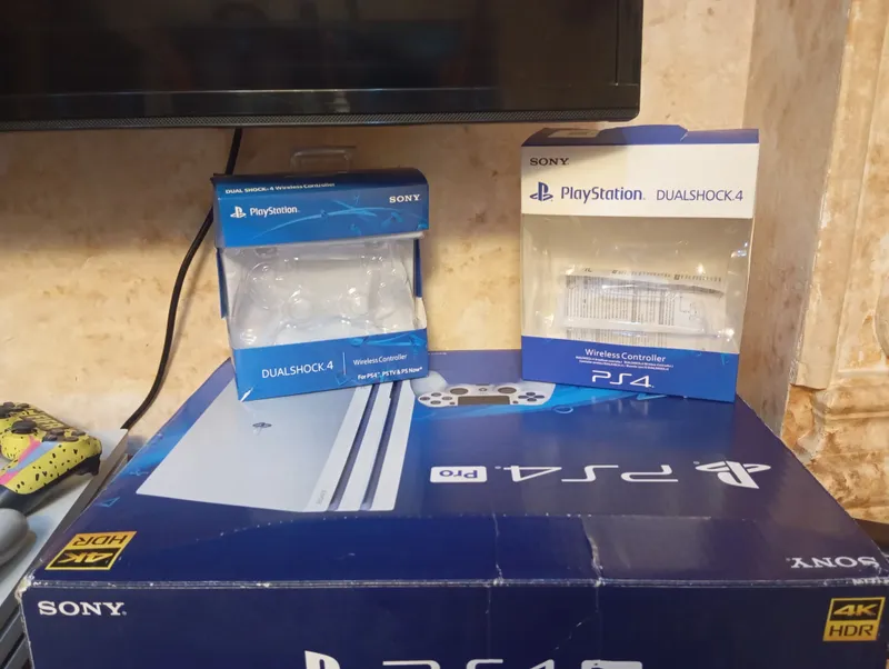 playstation 4 pro — фото 2
