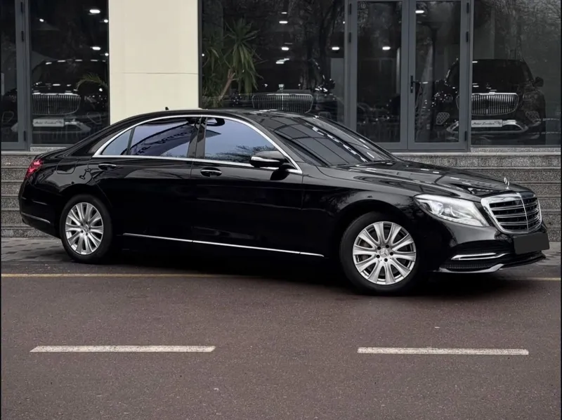 Mercedes-Benz W222 S450 4Matic
